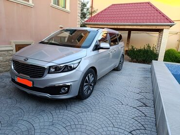 Kia: Kia Carnival: 2.2 l | 2015 il Van/Minivan