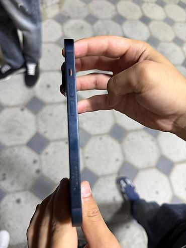 iphone 14 telefon: IPhone 14, 128 GB, Göy — 5