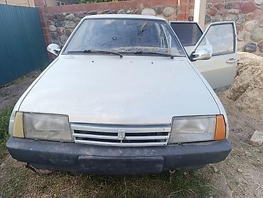 ВАЗ (ЛАДА): Сатылат дивигател нету только. коробка по документу только — 3