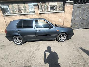 devo matiz: Volkswagen Golf: 1994 г., 1.8 л, Механика, Бензин, Хэтчбэк — 2