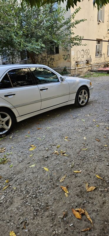 Mercedes-Benz: Mercedes-Benz S-Class c230 sedan, ağ rəngdə. -maşın tam ideal — 7