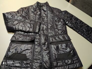 bine qadın geyimleri instagram: Женская куртка M (EU 38), цвет - Черный