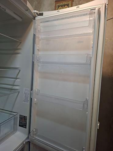 hotpoint: Xarab 2 qapılı Hotpoint Ariston Soyuducu Satılır, rəng - Ağ — 9