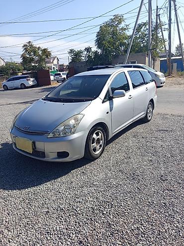 mcv 21: Toyota WISH: 2003 г., 2 л, Автомат, Бензин, Минивэн — 4