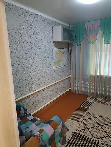 Продажа коттеджей и домов: Продаю дом в районе киркомстром. По номеру телефона доступен только — 22