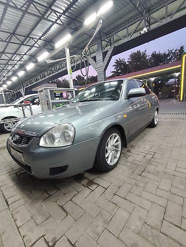 lada priora: ВАЗ (ЛАДА) Priora: 2010 г., 1.6 л, Механика, Бензин, Хэтчбэк — 1