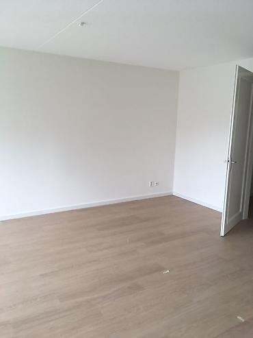 кухонные угол: 🏡 **Продается 3-комнатная квартира в центре Сокулука!** 📍 **Самый — 4