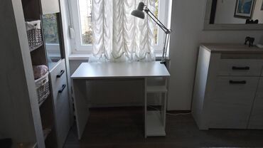 forma ideale barski sto: Desks, Plywood