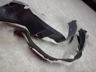 Другие детали ходовой части: Пачивники для мерс 124 1000с элементы фары и под крыльники кольцы все — 9