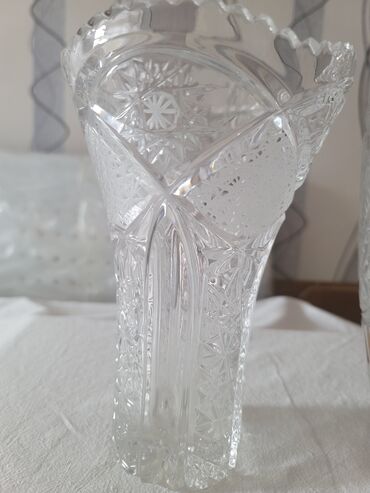 композитный газовый баллон бишкек: Xrustal Böyük güldan 30 Xrustal Kiçik 20 azn Iki meyvə vazı biri