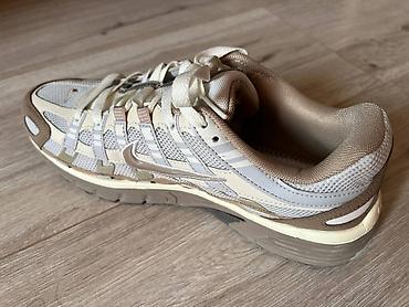 черновая: Мужские кроссовки, 44, Nike, Б/у, цвет - Бежевый, Самовывоз — 1