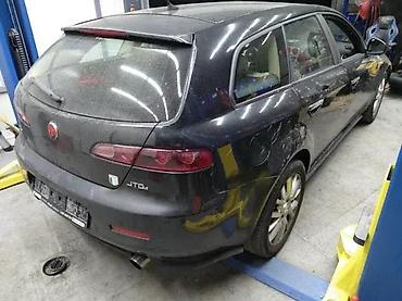 Ostalo: Alfa Romeo jtd kompletan auto u delovima. Alfa Romeo jtd kompletan — 12