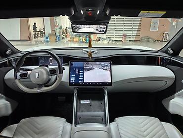 Другие автомобили: Avatr 11 4WD 2023-10 Запас хода - 560Км Пробег 69 000км SOH 98% — 9