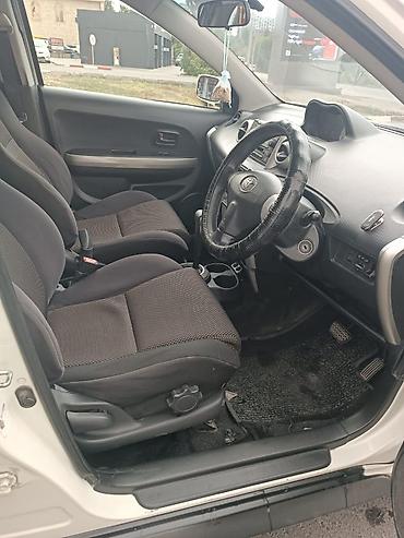 тоиота ист: Toyota Ist: 2002 г., 1.5 л, Автомат, Бензин, Хэтчбэк — 9