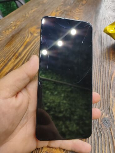 Fly: Honor X8a, 128 GB, rəng - Qara, Sensor, Barmaq izi, İki sim kartlı