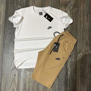 Trenerke: Muski komplet
S - 2xl
3900
Album np na lalafo.rs — 9 Trenerke: Muski komplet
S - 2xl
3900
Album np — 9