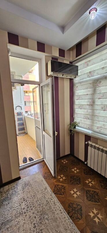 Uzunmüddətli kirayə mənzillər: Həzi Aslanov metrosu yanında mənzil kirayə verilir. Mərtəbə 18/12 — 4