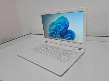 Tableti: Acer aspire v3-371Ekran: 13.3" led Procesor: intel core i3-4005U na lalafo.rs — 2 Tableti: Acer aspire v3-371Ekran: 13.3" led Procesor: intel core i3-4005U — 2