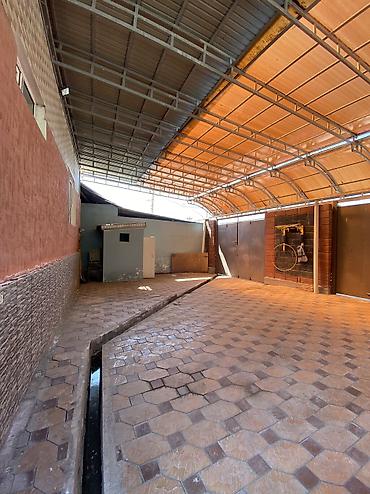 Продажа коттеджей и домов: 🏡 Үй сатылат! 📍 Дарек: Ош шаары Юго-восток кичи району болжол мектеп at lalafo.kg — 3 Продажа коттеджей и домов: 🏡 Үй сатылат! 📍 Дарек: Ош шаары Юго-восток кичи району болжол мектеп — 3