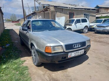 продаю авто: Audi 80: 1987 г., 1.8 л, Механика, Бензин, Седан