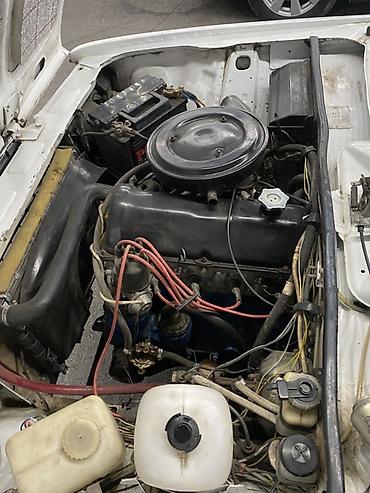 qaz 53 senedi: VAZ Lada 2107, ağ rəng, sedan kuzov. Xüsusiyyətlər: - Arxa ötürücülü — 6