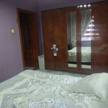 Uzunmüddətli kirayə mənzillər: Sumqayıt şəhəri, 9-cu mkr-n ərazisində inşa edilmiş 9 mərtəbəli köhnə — 2