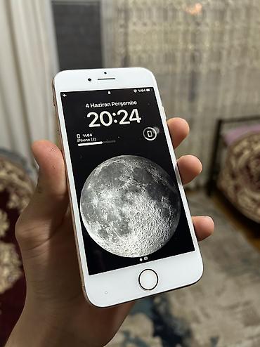 Apple iPhone: IPhone 8, 64 GB, Qızılı — 1