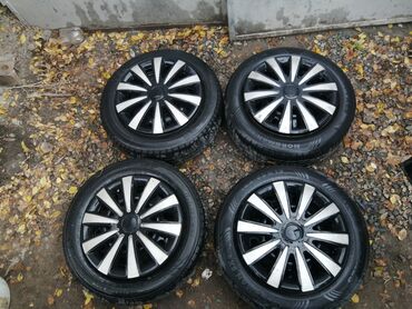Колеса в сборе 185 / 65 / R 15, Зимняя шипованная, Комплект, Легковые, Железные, отверстий - 4