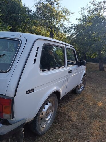 zapi satisi: ВАЗ (ЛАДА) 4x4 Нива: 1.6 л | 2011 г. 176 км Внедорожник