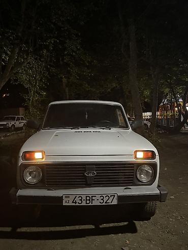 tap az 015: VAZ (LADA) 4x4 Niva: 1.7 l | 2005 il 287111 km Ofrouder/SUV — 2