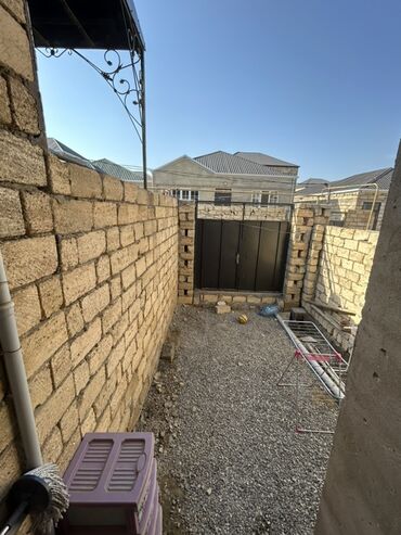 Həyət evi alıram: 2 otaqlı, 60 kv. m, Kredit yoxdur, Yeni təmirli