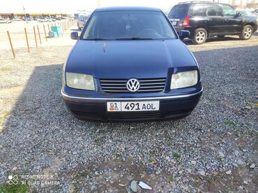 Volkswagen: Volkswagen Bora: 2001 г., 1.6 л, Механика, Бензин, Седан