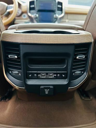 ford rapter: Dodge Ram 1500: 2018 г., 5.7 л, Автомат, Бензин, Пикап — 8