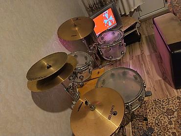 zerb aleti: Akustik zərb alətləri dəsti – akril tomlarla Tərkib: - Bass drum — 3