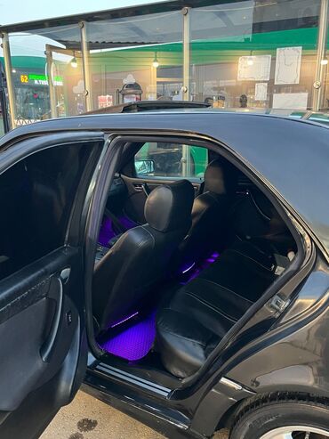 Mercedes-Benz: Mercedes-Benz C-Sinfi (W202) sedan - Kuzov: sedan, qara rəng — 12