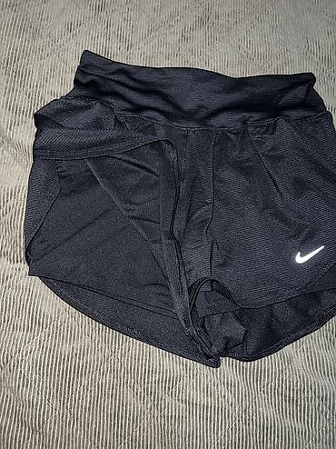 delije sever duks: NIKE Flow Dri-FIT 2-in-1 Running Shorts
Women vel. S NOVO
IF7518 010 — 8