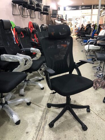 Ofis və oyun kresloları: Yeni, Təkərli, Qolları tənzimlənir, Parça — 6