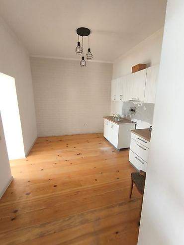 Долгосрочная аренда домов: 80 м², 4 комнаты — 1