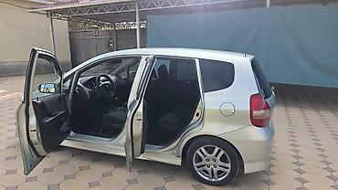 хонда джаз салон: Honda Jazz: 2008 г., 1.4 л, Вариатор, Бензин, Хэтчбэк — 5