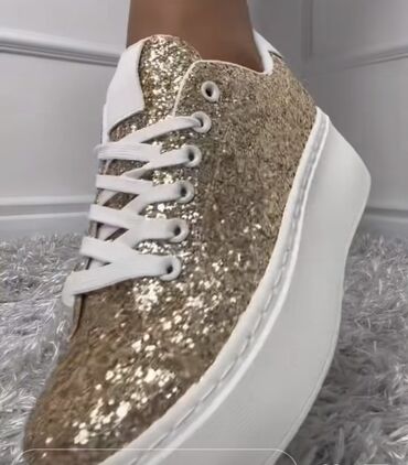 Women's Sneakers and athletic shoes: 38 — 6