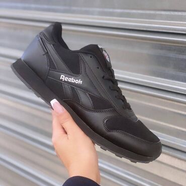 reebok classic 37: Trainers, size - 46