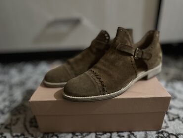 Туфли: Натуральная кожа и замша Туфли на 39 размере бренда Nursace На узкую at lalafo.kg — 2 Туфли: Натуральная кожа и замша Туфли на 39 размере бренда Nursace На узкую — 2