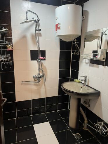 Uzunmüddətli kirayə mənzillər: Gəncə şəhərində 2 otaqlı mənzil - Zal həm istirahət, həm də qonaq -da lalafo.az — 2 Uzunmüddətli kirayə mənzillər: Gəncə şəhərində 2 otaqlı mənzil - Zal həm istirahət, həm də qonaq — 2