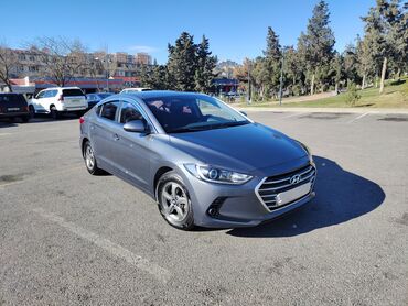 hyundai ix35 qiymeti: Hyundai Elantra: 1.6 л | 2015 г. Седан