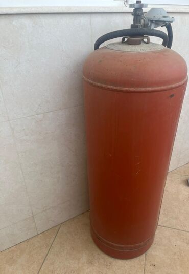 Digər biznes avadanlığı: Qaz balonu 60 Azn. Unvan Neftciler. Shirin x.6670