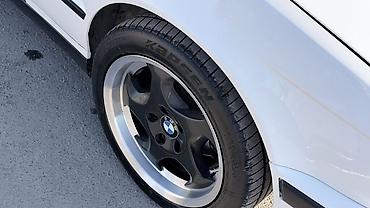 Продажа авто: BMW 5 series: 1988 г., 2.5 л, Механика, Бензин, Седан — 2