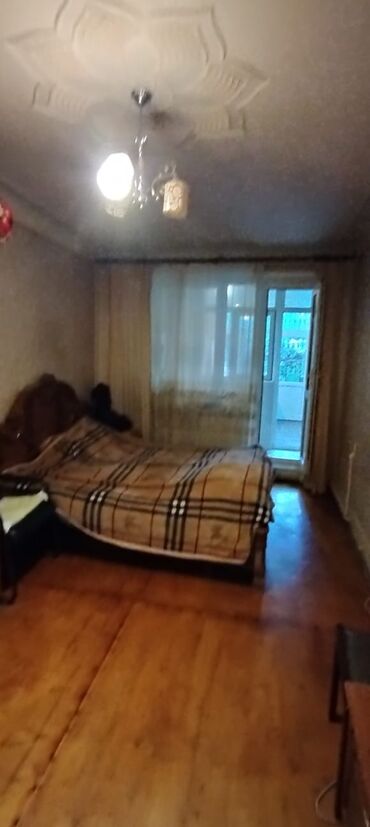 Köhnə tikili: Sumqayıt, 4 otaqlı, Köhnə tikili, 105 kv. m — 2