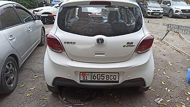 чанган бенбен е стар: Changan Benben E-Star: 2024 г., Автомат — 1