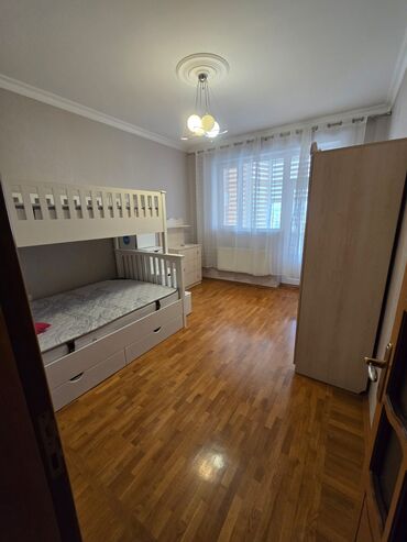 Uzunmüddətli kirayə mənzillər: Mebel və texnika ilə təmin olunmuş geniş 3 otaqlı mənzil — 3