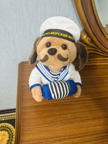 Oyuncaqlar: Dənizçi geyimində, ağ papaq, mavi zolaqlı köynək geyinmiş və -da lalafo.az — 4 Oyuncaqlar: Dənizçi geyimində, ağ papaq, mavi zolaqlı köynək geyinmiş və — 4